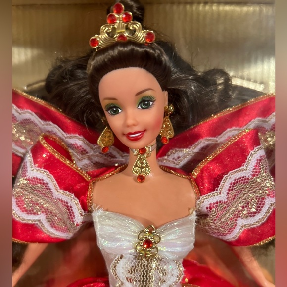 RARE VINTAGE 1997 SPECIAL EDITION HAPPY HOLIDAYS BARBIE - NRFB - Picture 3 of 8